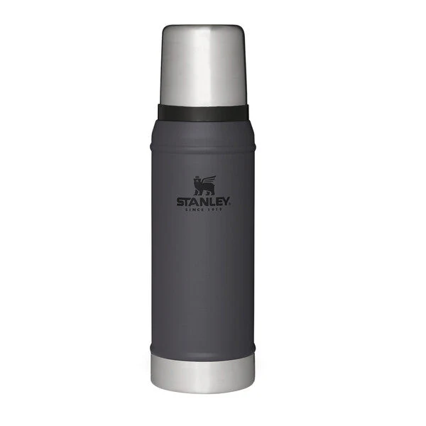 Stanley Classic Legendary Bottle 0.75L — Charcoal