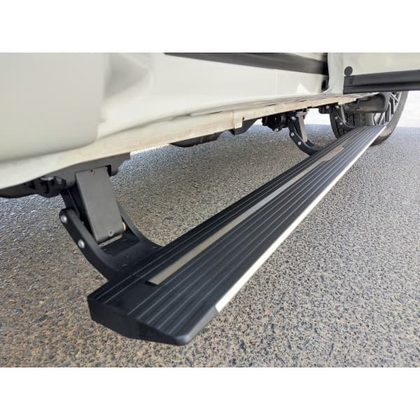 Nissan Patrol Y62 10-24 Power Steps, Automatic Side Steps